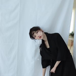 美女裸胸骚逼黄
